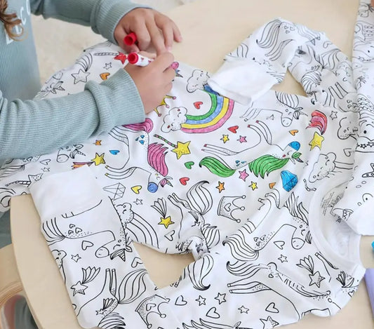 PINTUPIJAMA - Conjunto de pijama de dos piezas para colorear + Paquete de Marcadores Borrables